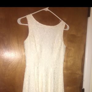 White laced dress